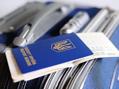 Стаття Безвиз: как правильно оформить паспорт ребенку Ранкове місто. Донбас