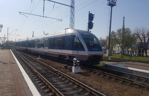 Стаття «Укрзализныця» запускает новый удобный для одесситов международный поезд Ковель - Холм Ранкове місто. Донбас