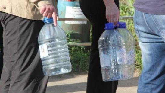 Стаття Луганчанам будут включать воду раз в неделю Утренний город. Донецьк