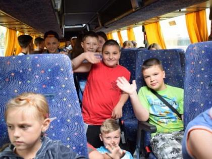 Стаття Детский лагерь «Заря» принял первую смену отдыхающих Ранкове місто. Донбас