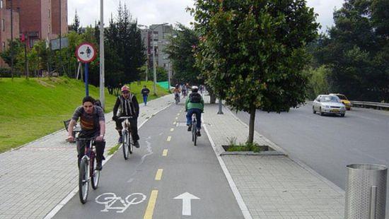 Стаття Украину соединили с гигантской велодорожкой в Европу Ранкове місто. Донбас