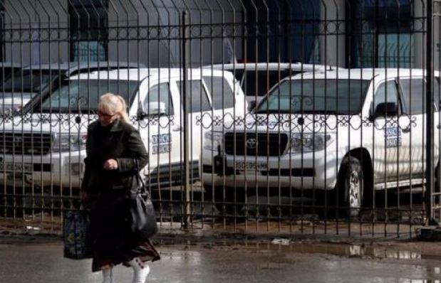 Стаття Луганск: как покупаются дипломы, машины и жилье? Утренний город. Донецьк