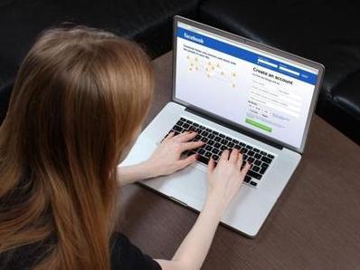 Стаття Facebook «отжал» украинских пользователей у ВКонтакте Ранкове місто. Донбас
