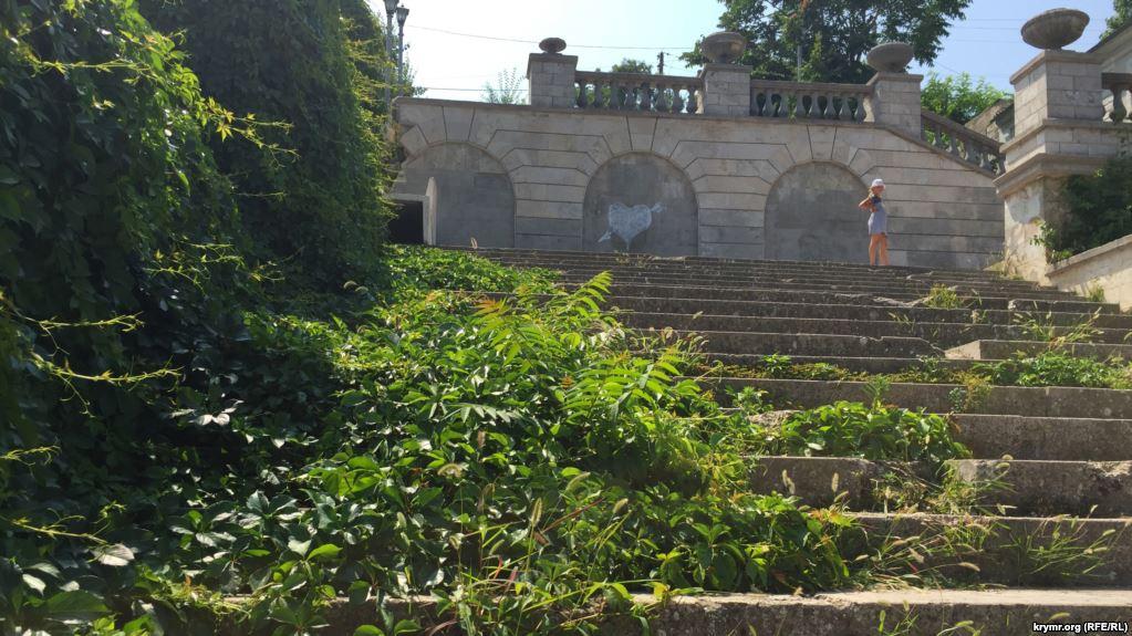 Стаття Разрушенный символ Керчи: поможет ли предупреждение Путина спасти Митридатскую лестницу? Ранкове місто. Донбас
