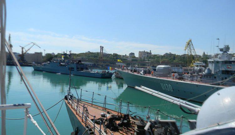 Стаття В акватории Одесского порта началась активная фаза учений «Sea Breeze-2017» (фото) Ранкове місто. Донбас