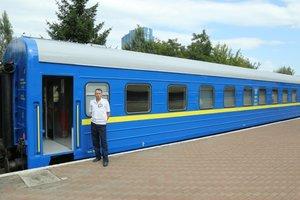 Стаття «Укрзализныця» показала обновленные вагоны Ранкове місто. Донбас