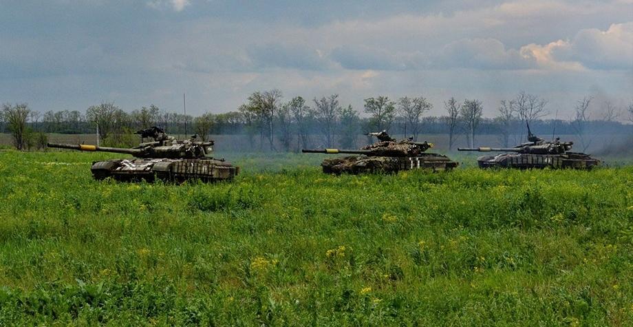 Стаття Порошенко поручил вооружить военных танками «Оплот» Утренний город. Донецьк