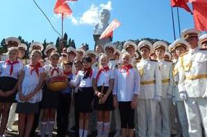Стаття «Новая партия зомби»: в Крыму открыли памятник Ленину Ранкове місто. Донбас