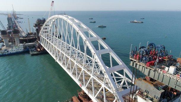 Стаття В России рассказали, как будут отпугивать «диверсантов» от Крымского моста Ранкове місто. Донбас