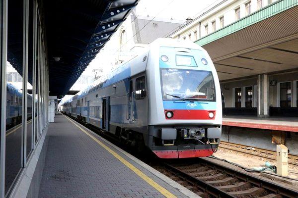 Стаття Стало известно, когда начнет курсировать поезд Киев-Вена Ранкове місто. Донбас