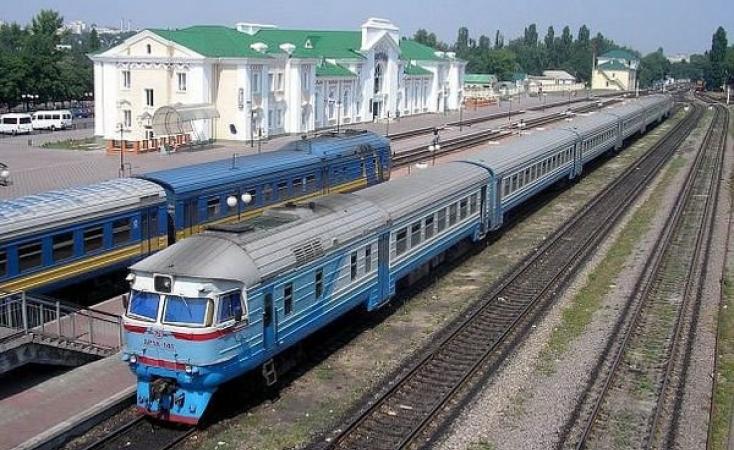 Стаття «Укрзализныця» запустит региональный поезд Киев - Черкассы Ранкове місто. Донбас