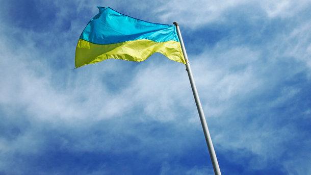 Стаття Стало известно об убийстве в Крыму активиста из-за флага Украины Ранкове місто. Донбас