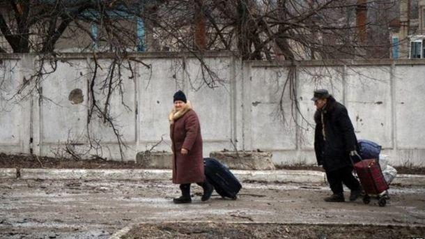Стаття «Дайте хотя бы на хлебушек»… Как живут старики в Донецке? Ранкове місто. Донбас