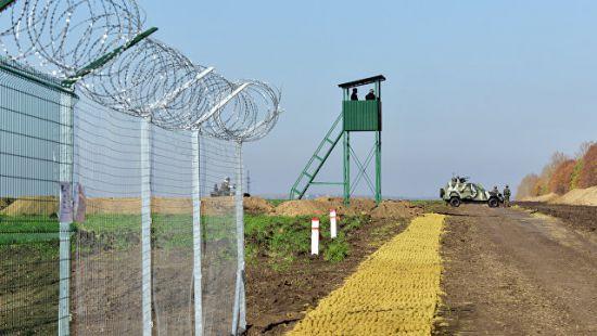 Стаття До 2018 года Россия намерена возвести забор на админгранице Крыма с Украиной Ранкове місто. Донбас