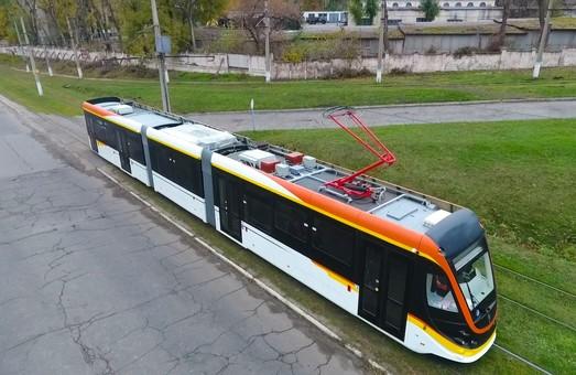 Стаття Новый трамвай от одесско-днепровской компании успешно испытали в Каменском (ФОТО) Ранкове місто. Донбас