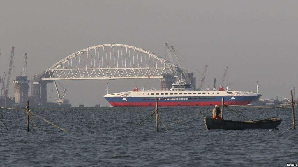 Стаття Чего ждут крымчане от Керченского моста? Ранкове місто. Донбас