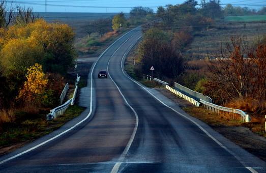 Стаття Планы Мининфраструктуры: бетонная дорога от Мариуполя до Одессы и Рени Ранкове місто. Донбас