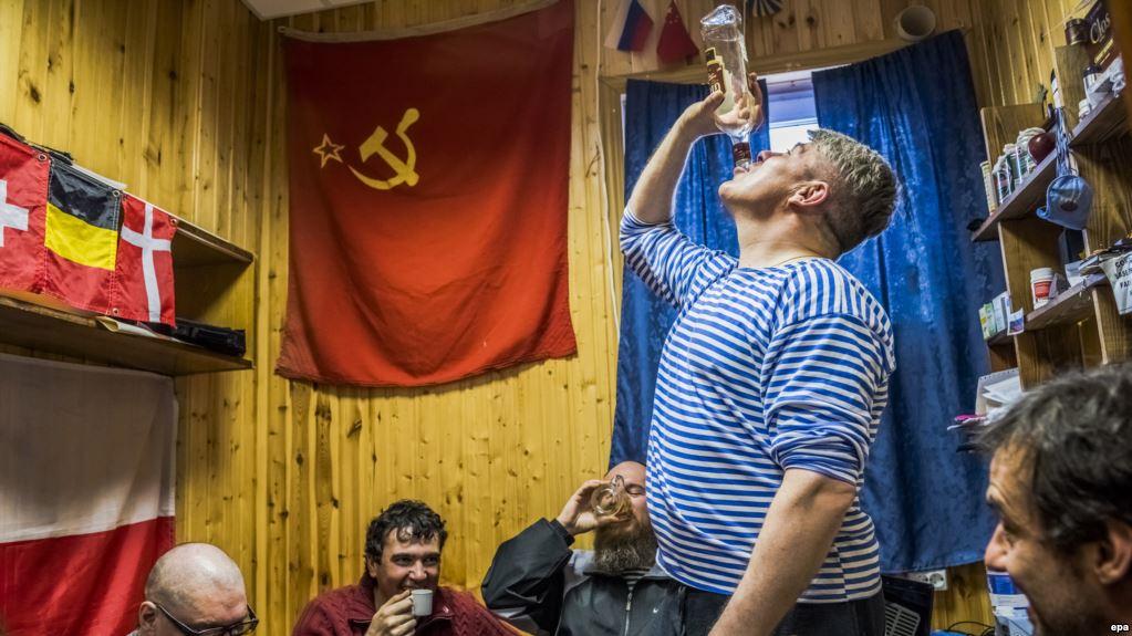 Стаття Почему пьют крымчане? Ранкове місто. Донбас