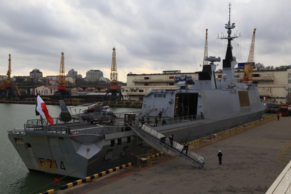 Стаття Французский фрегат-«невидимка» присоединился к американскому эсминцу в одесском порту Ранкове місто. Донбас