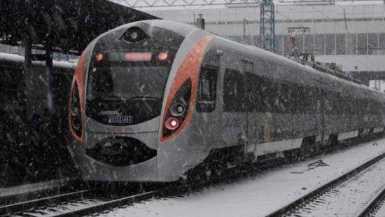 Стаття Между Киевом и Тернополем курсирует новый скоростной поезд Ранкове місто. Донбас
