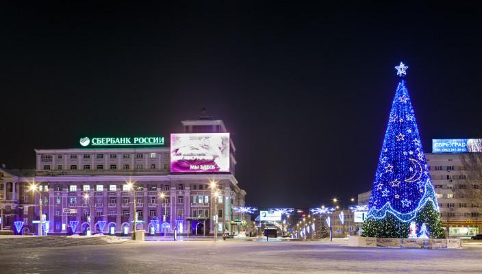 Стаття Смогут ли жители Донецка купить елку к Новому году? Утренний город. Донецьк