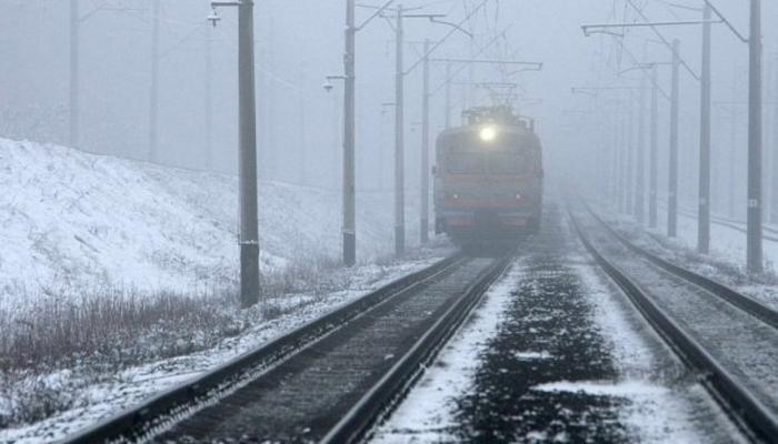 Стаття Поезд «Лисичанск-Киев-Хмельницкий» будет курсировать по удобному для луганчан графику Утренний город. Донецьк
