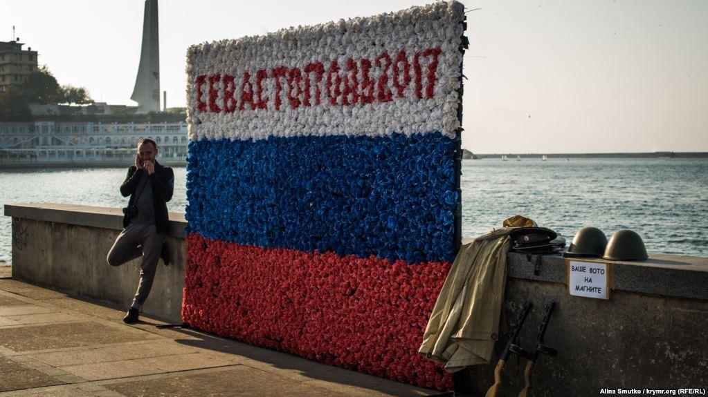 Стаття «Резиновый» полуостров: почему Крым наполняется россиянами? Ранкове місто. Донбас
