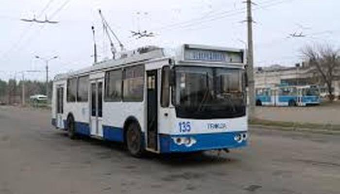 Стаття В троллейбусах Северодонецка билет можно оплатить через смартфон Ранкове місто. Донбас