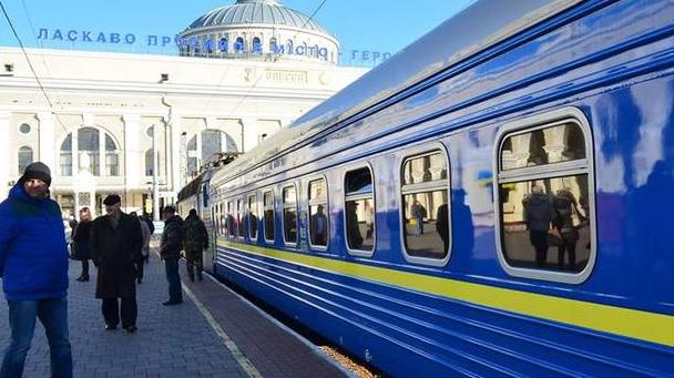 Стаття Билеты на два международных поезда разрешили покупать через интернет Ранкове місто. Донбас