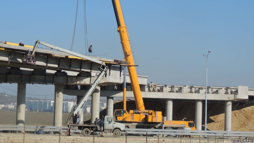 Стаття В Керчи завершают сооружение эстакады в районе автоподхода к Керченскому мосту (+ фото) Ранкове місто. Донбас