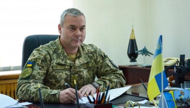 Стаття Объединенные силы имеют полномочия уничтожать противника на Донбассе Ранкове місто. Донбас
