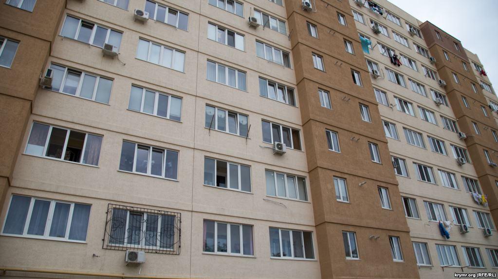 Стаття Плата за измену: крымским прокурорам готовят жилье в Симферополе Ранкове місто. Донбас