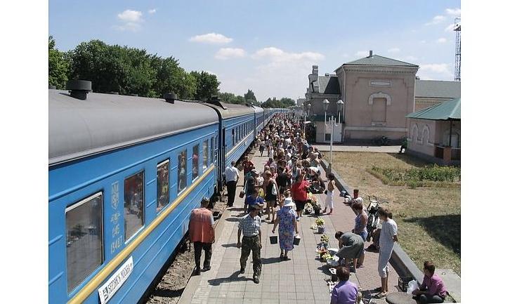 Стаття На Троицу «Укрзалізниця» ввела два дополнительных поезда на Донбасс Ранкове місто. Донбас