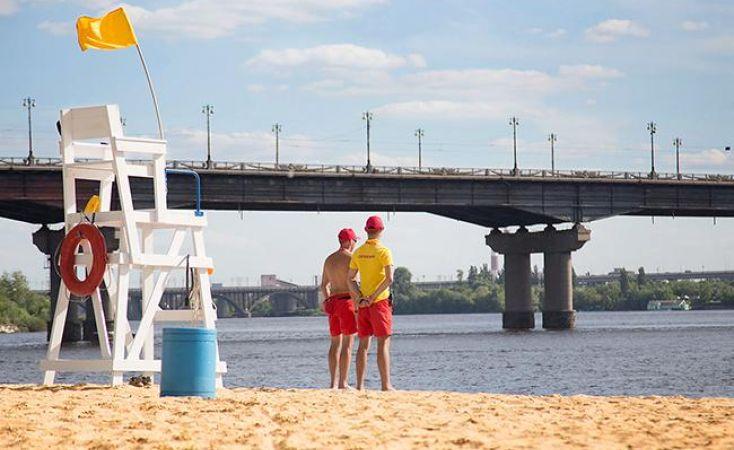Стаття На киевских пляжах установят дополнительные спасательные посты Ранкове місто. Донбас