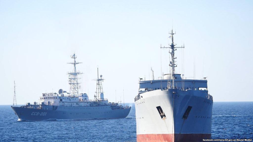 Стаття Для чего Украина провела военные корабли в Азовское море? Ранкове місто. Донбас