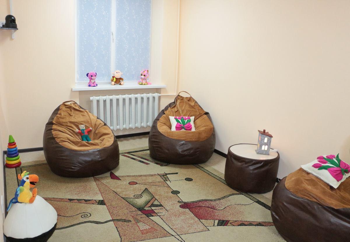Стаття В Одессе открыли комнату дружественного опроса детей, пострадавших от домашнего насилия. Фото Ранкове місто. Донбас