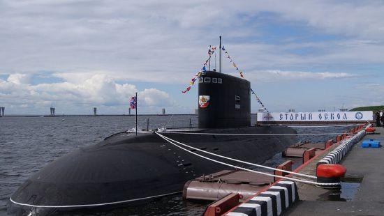 Стаття Оккупанты пригнали подводные лодки Ранкове місто. Донбас