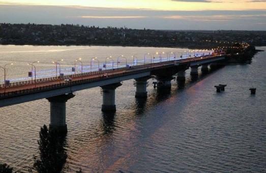 Стаття В Николаеве могут закрыть на ремонт мост на одесской трассе Ранкове місто. Донбас