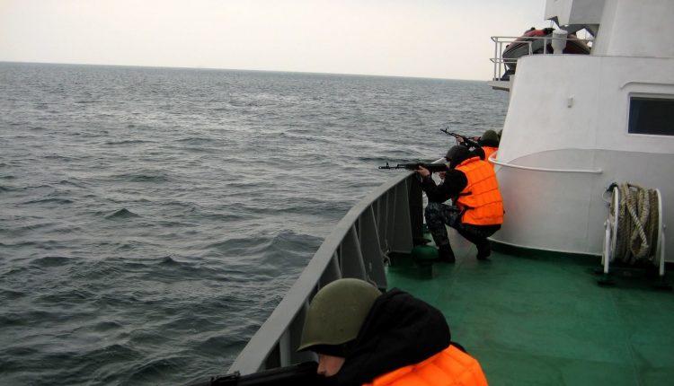 Стаття Новобранцы Одесского отряда морской охраны вышли в море для обороны границ (фото) Ранкове місто. Донбас