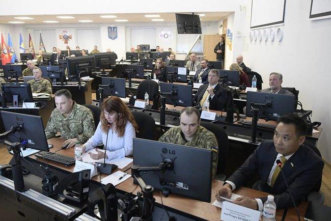 Стаття США передали Украине новое IT-оборудование для Генштаба ВСУ Ранкове місто. Донбас