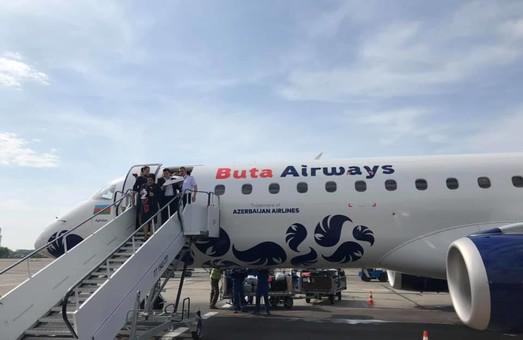 Стаття Сегодня в аэропорт Одессы прибыл первый авиарейс «Buta Airways» из Баку Ранкове місто. Донбас