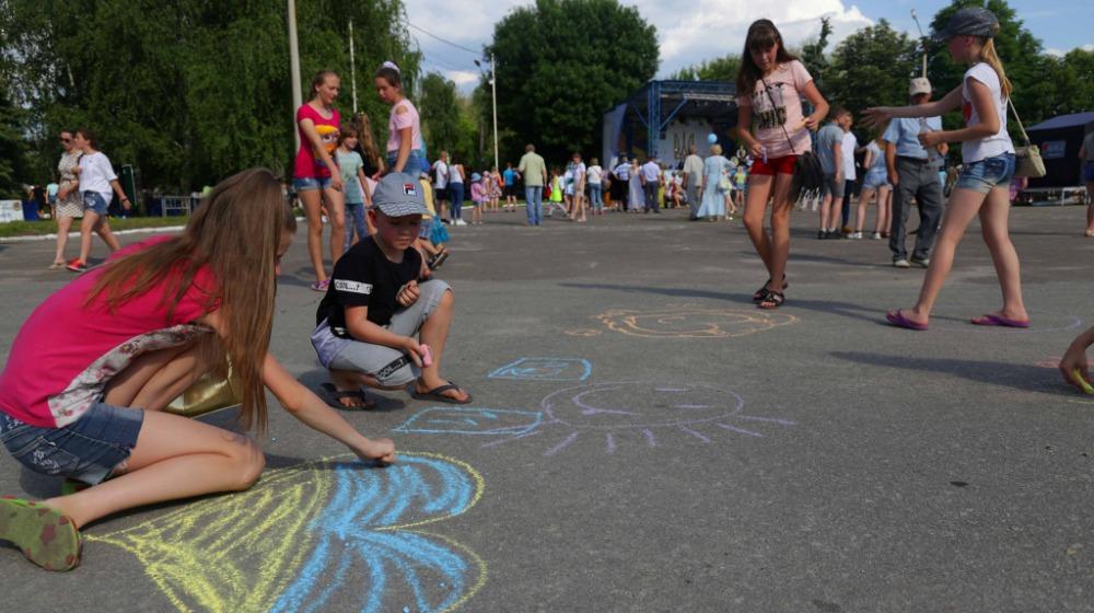 Стаття Как Луганщина отпраздновала свой «День рождения» (фото) Ранкове місто. Донбас