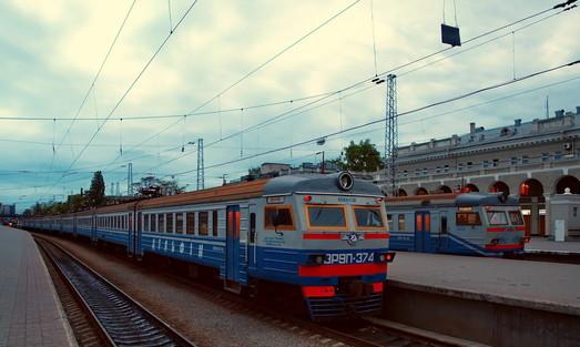 Стаття Одесская железная дорога повышает стоимость проезда в пригородных поездах на территории 4 областей Ранкове місто. Донбас
