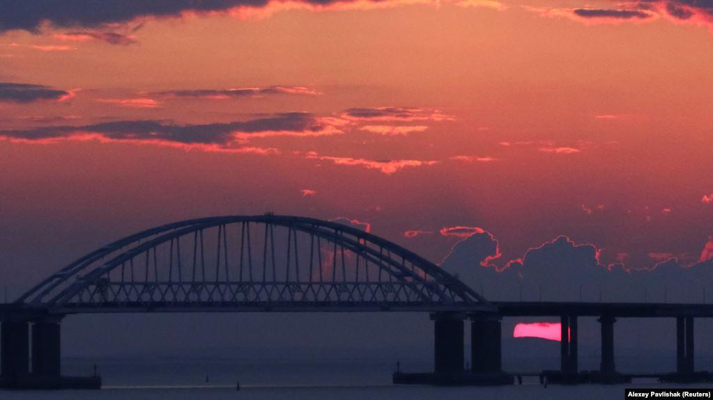 Стаття Русский лохотрон: как строителей крымского моста кинули на деньги Ранкове місто. Донбас