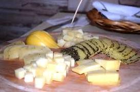 Стаття Переселенці з Криму виготовляють на Черкащині 20 видів крафтових сирів Ранкове місто. Донбас