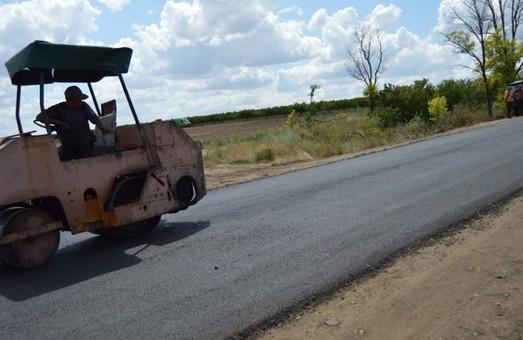 Стаття На юге Одесской области отремонтировали дорогу к популярной курортной зоне Ранкове місто. Донбас