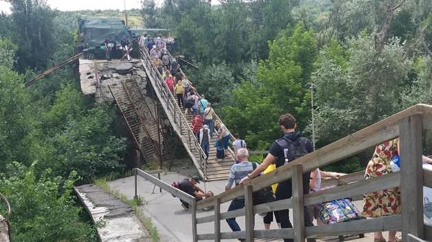 Стаття Восстановление моста в Станице Луганской: приняты важные решения Ранкове місто. Донбас