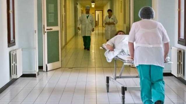 Стаття Круг замкнулся: у крымских медиков нет денег на собственное здоровье Ранкове місто. Донбас