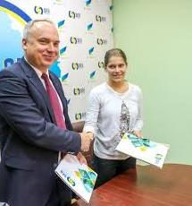 Стаття Українська школярка отримала грант у пів мільйона гривень Ранкове місто. Донбас