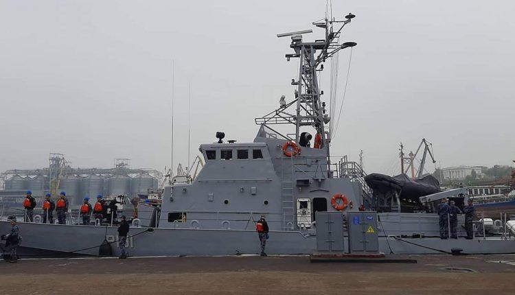 Стаття ВМСУ набирает контрактников на прибывшие из США катера типа Island Ранкове місто. Донбас